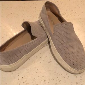 Grey suede sneakers, good condition!